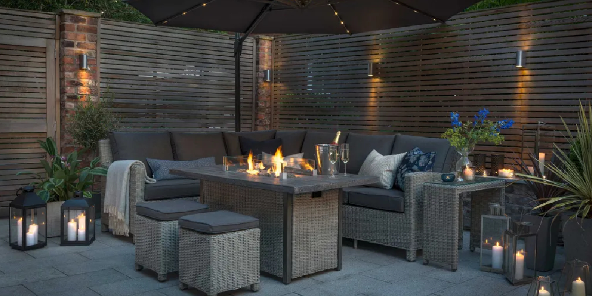 Outdoor Living Spaces in Winter