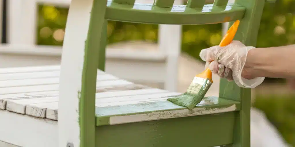painting outdoor furniture