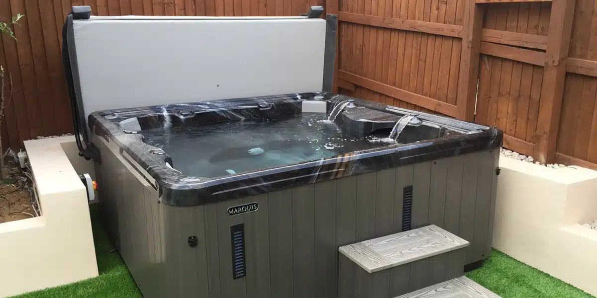 hot tub